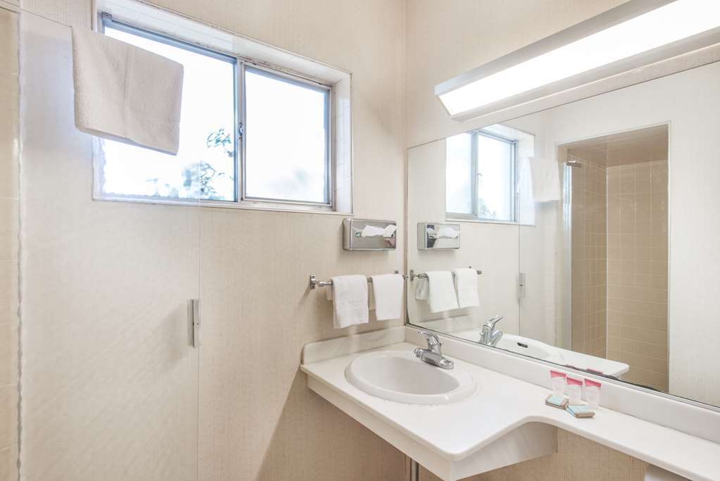 Budget Inn/ Natick Δωμάτιο φωτογραφία