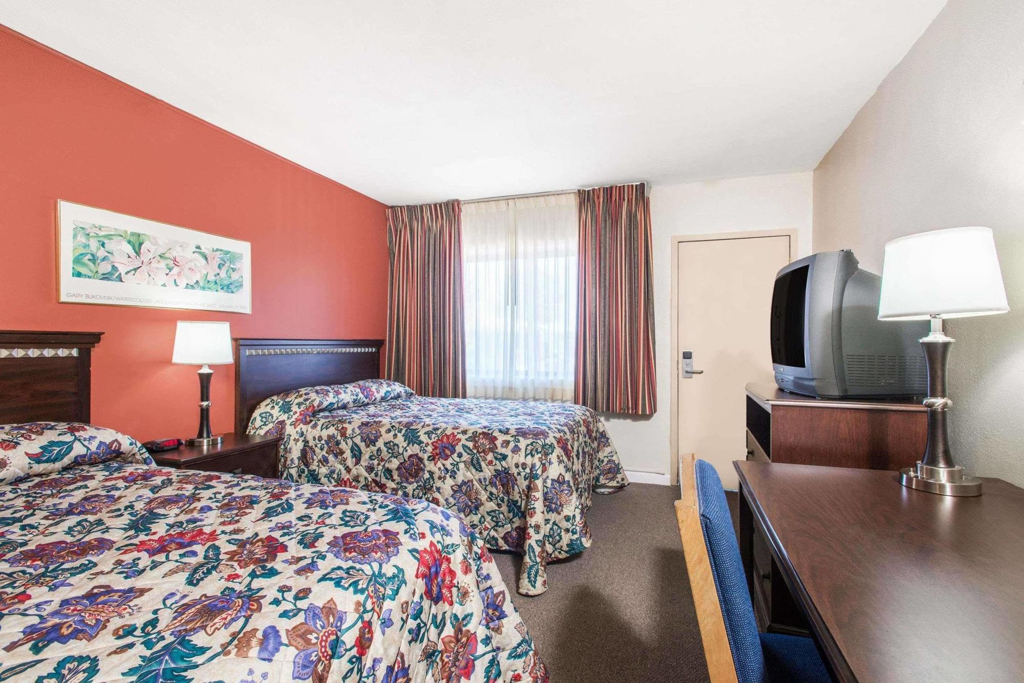 Budget Inn/ Natick Εξωτερικό φωτογραφία