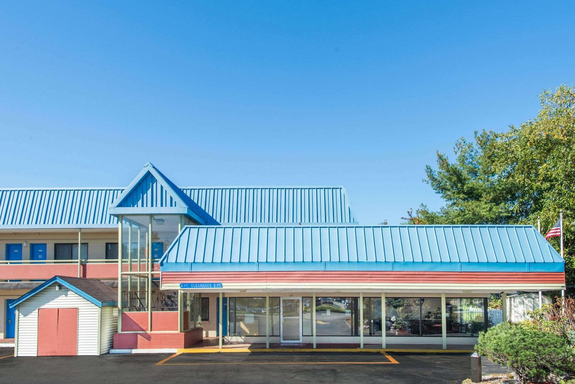 Budget Inn/ Natick Εξωτερικό φωτογραφία
